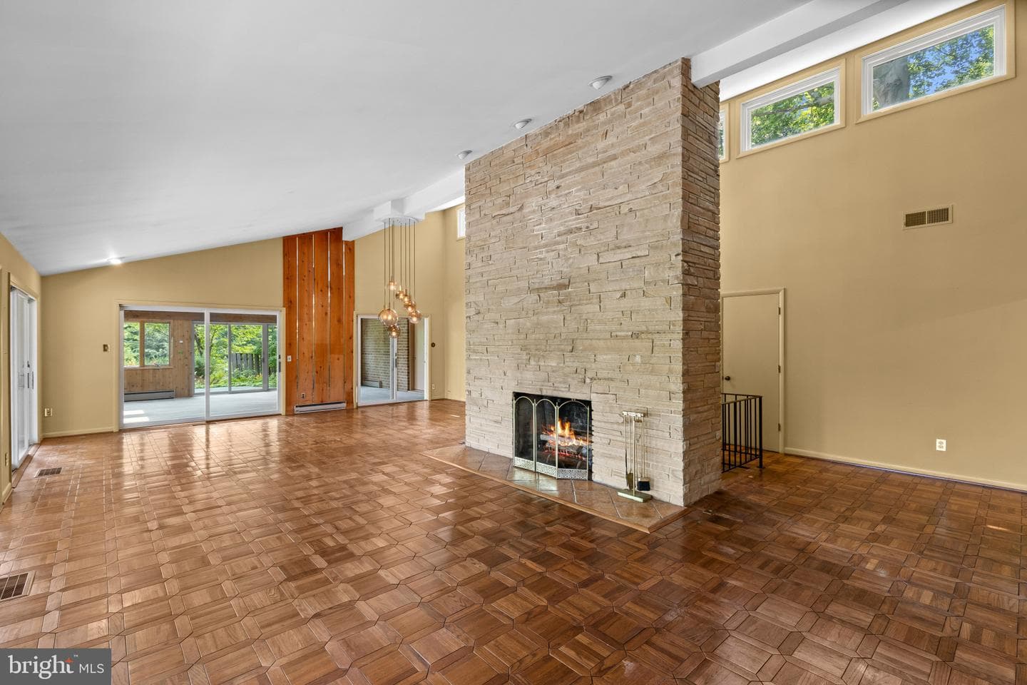 500 Sara Drive photo 7