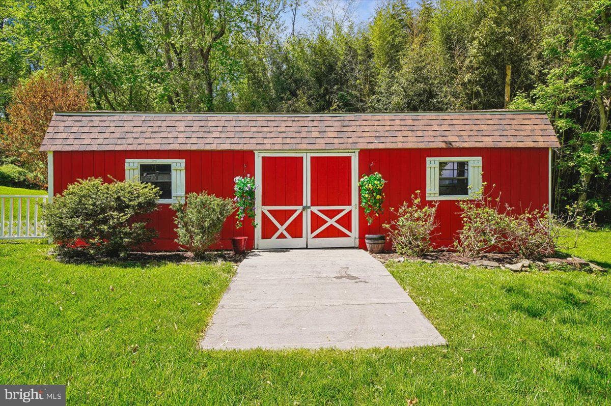 6428 Weems Avenue photo 57