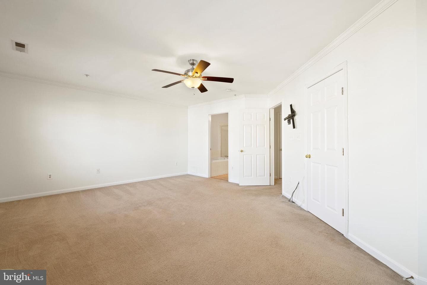 1929 Gardenia Court photo 25