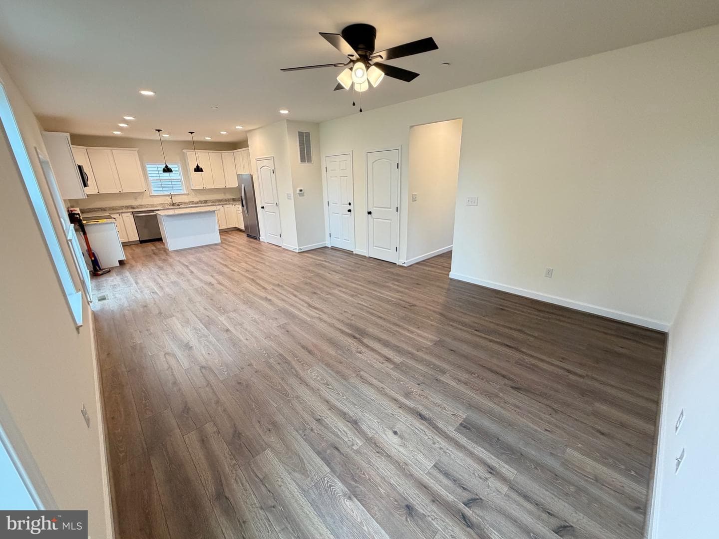 725 220th Street photo 12