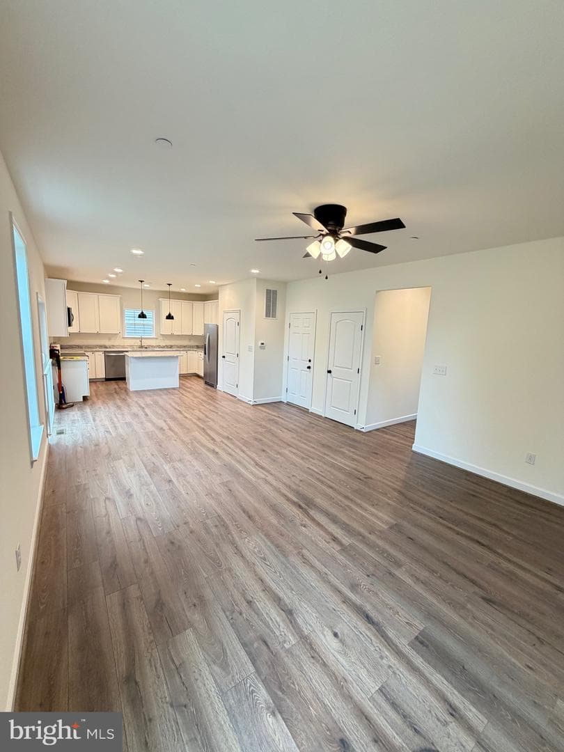 725 220th Street photo 13
