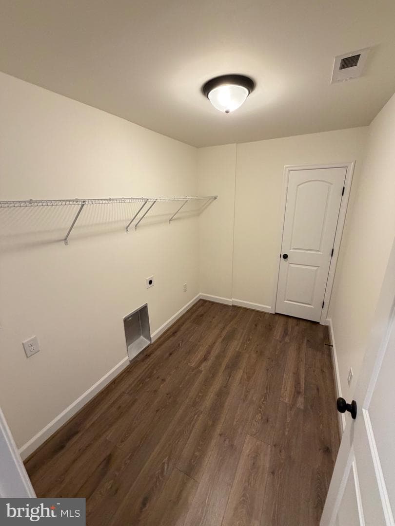 725 220th Street photo 27