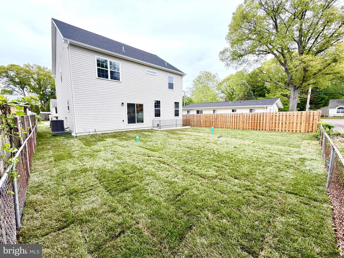 725 220th Street photo 54