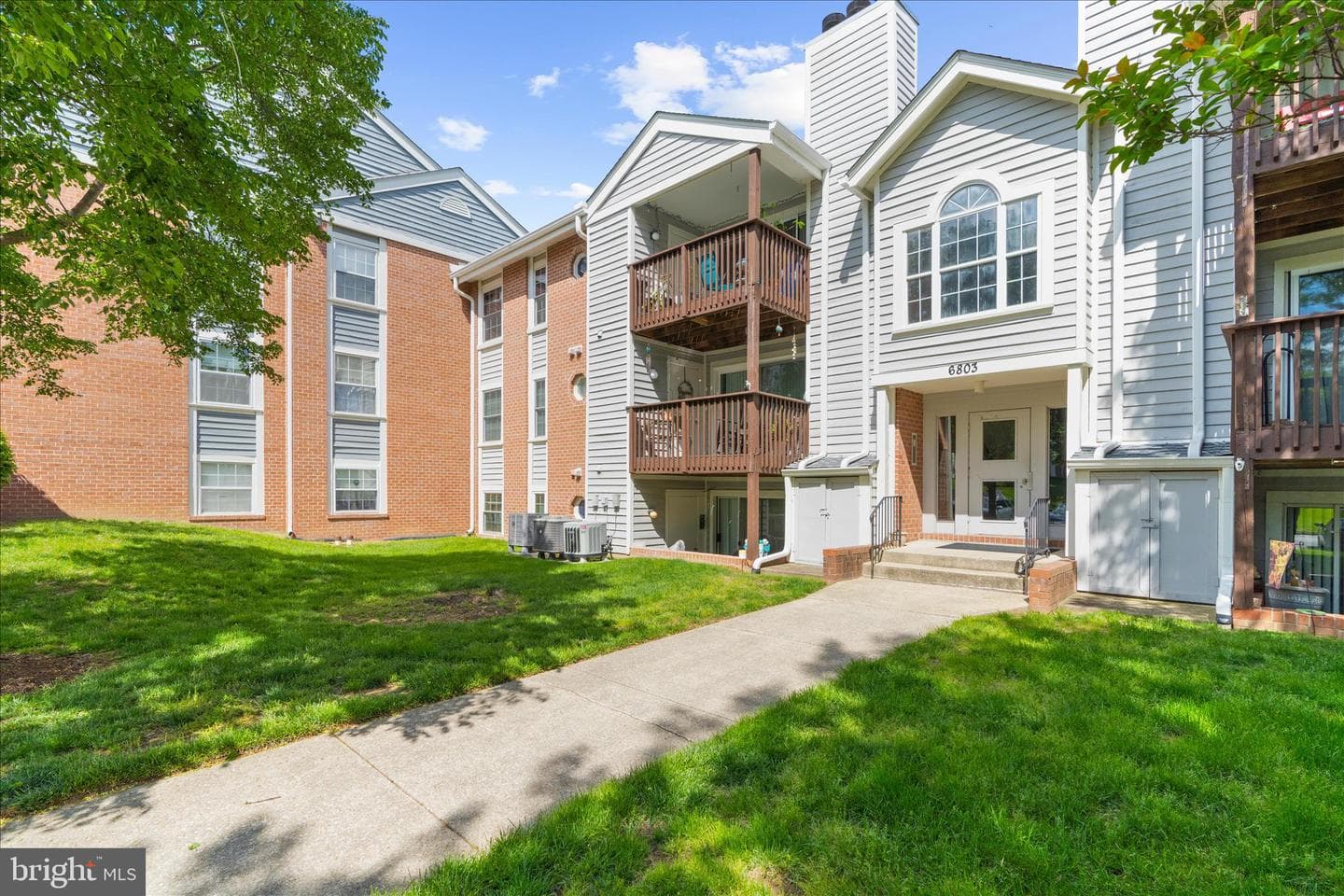 6803 White Water Way #204 photo 2