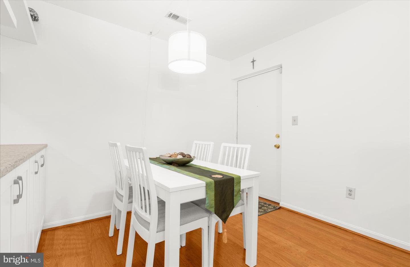 6803 White Water Way #204 photo 9
