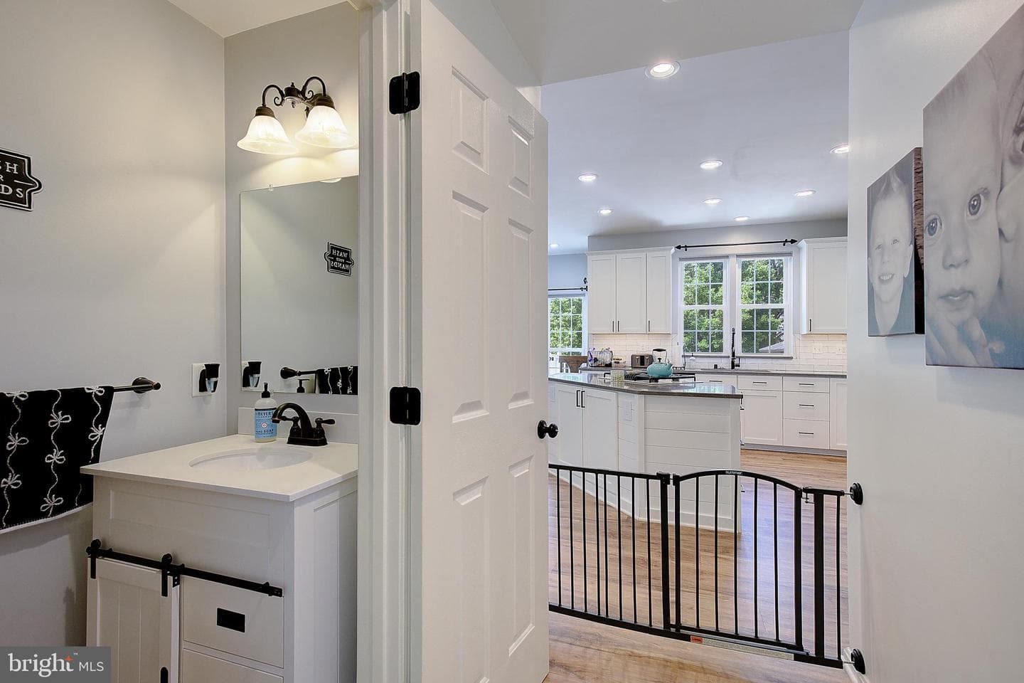 2424 Valley Brook Lane photo 12
