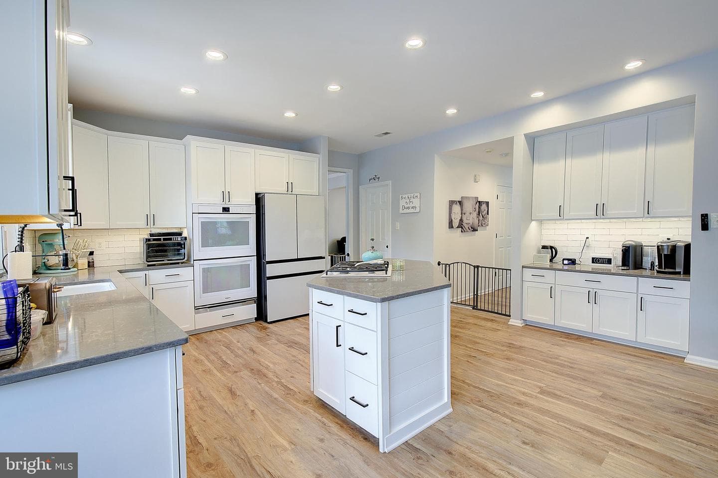 2424 Valley Brook Lane photo 15