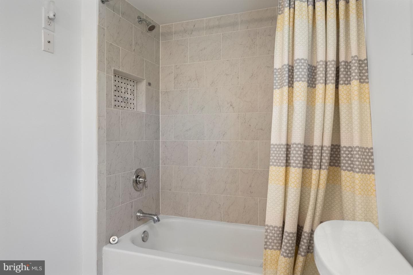511 Greenwood Road photo 11