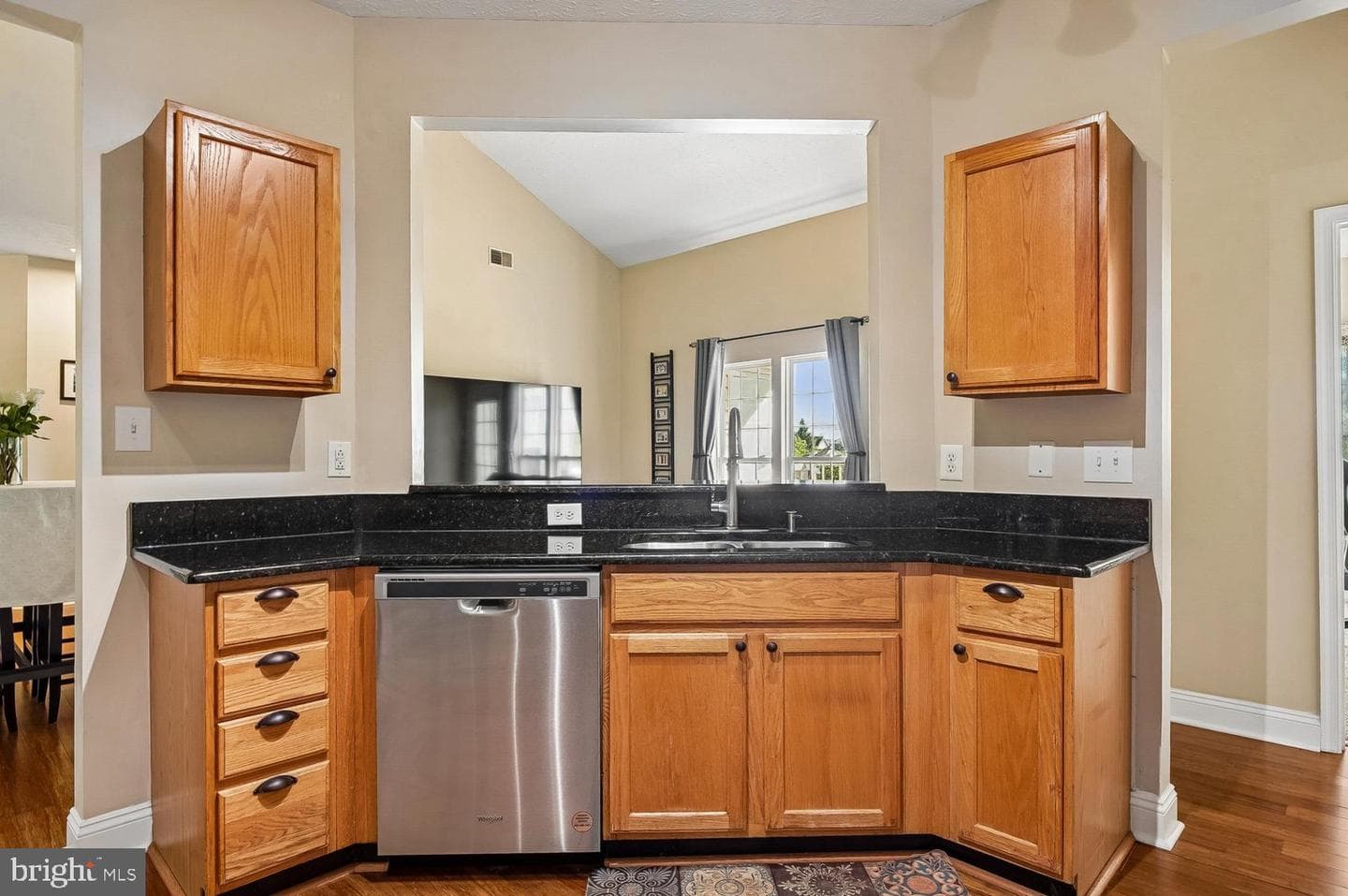 2400 Chestnut Terrace Court #303 photo 11