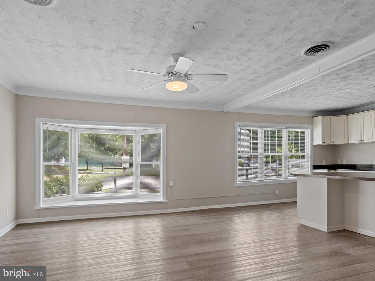 1413 Central Avenue E photo 12