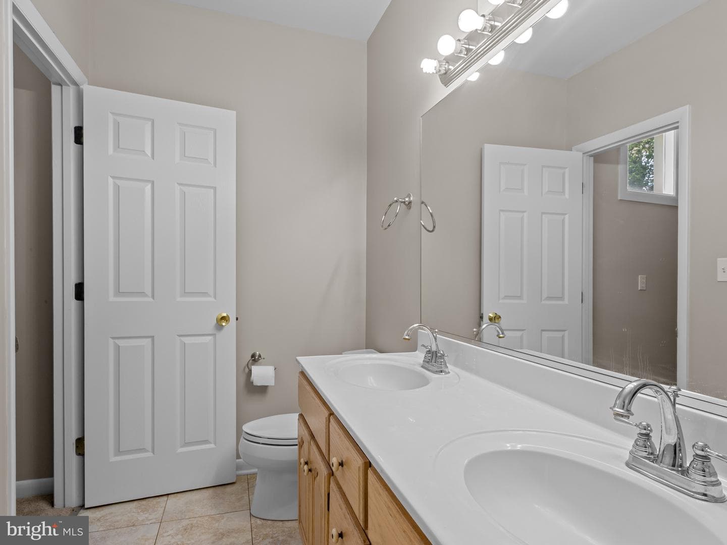 1413 Central Avenue E photo 23