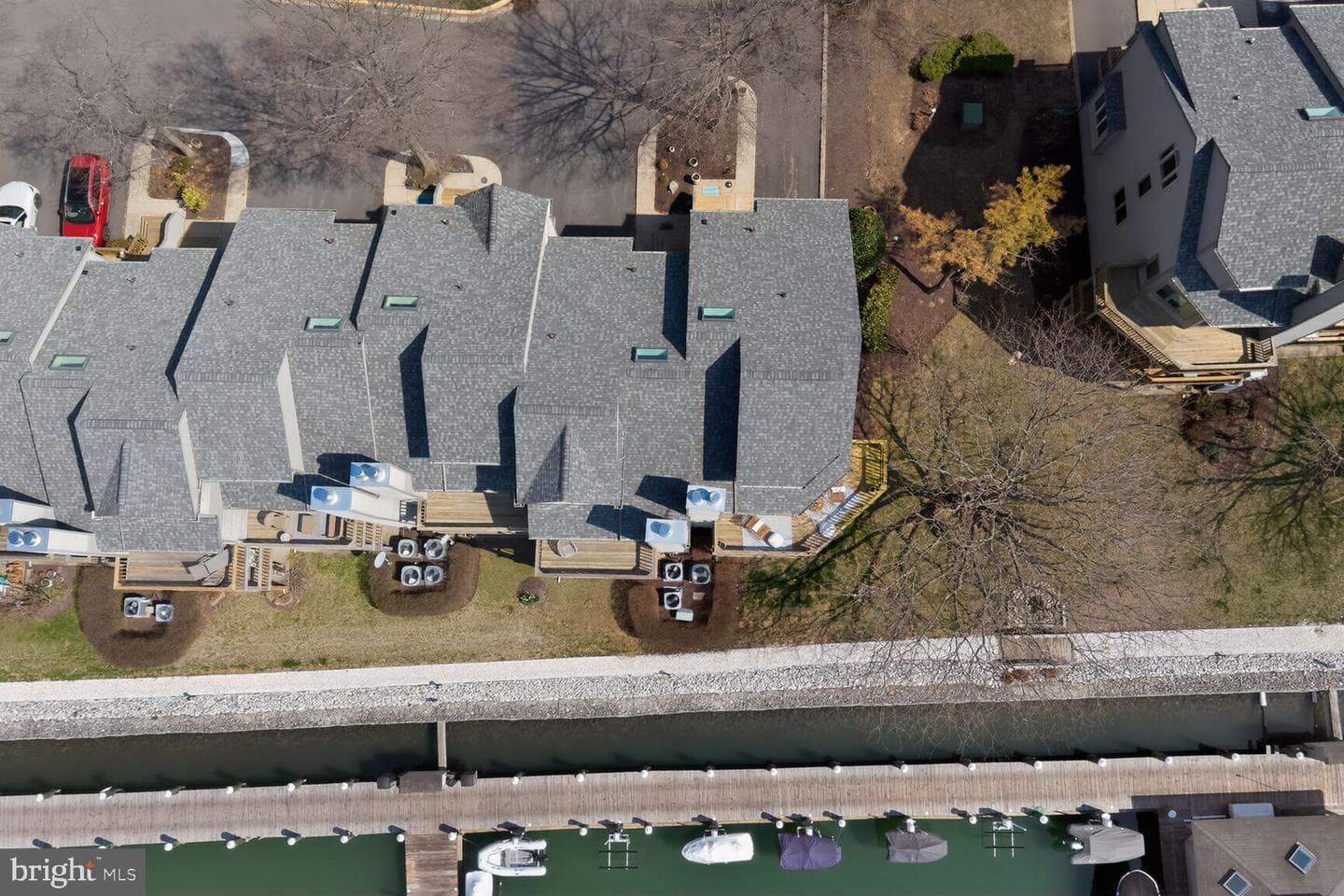 2186 Chesapeake Harbour Drive E photo 5