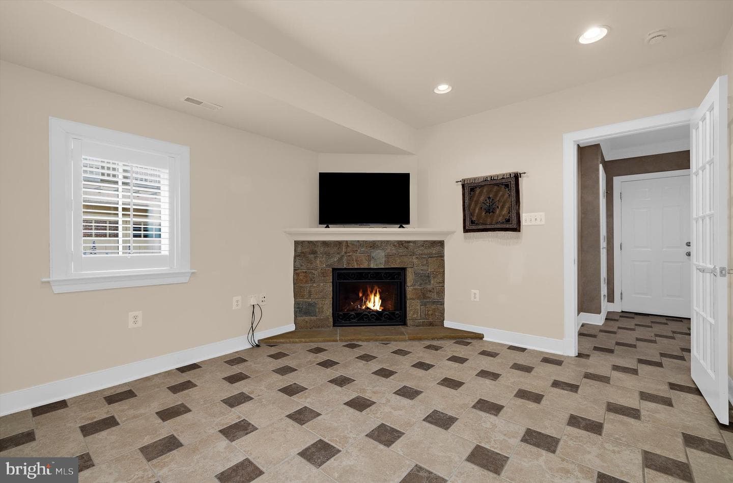 47 Richards Lane photo 37