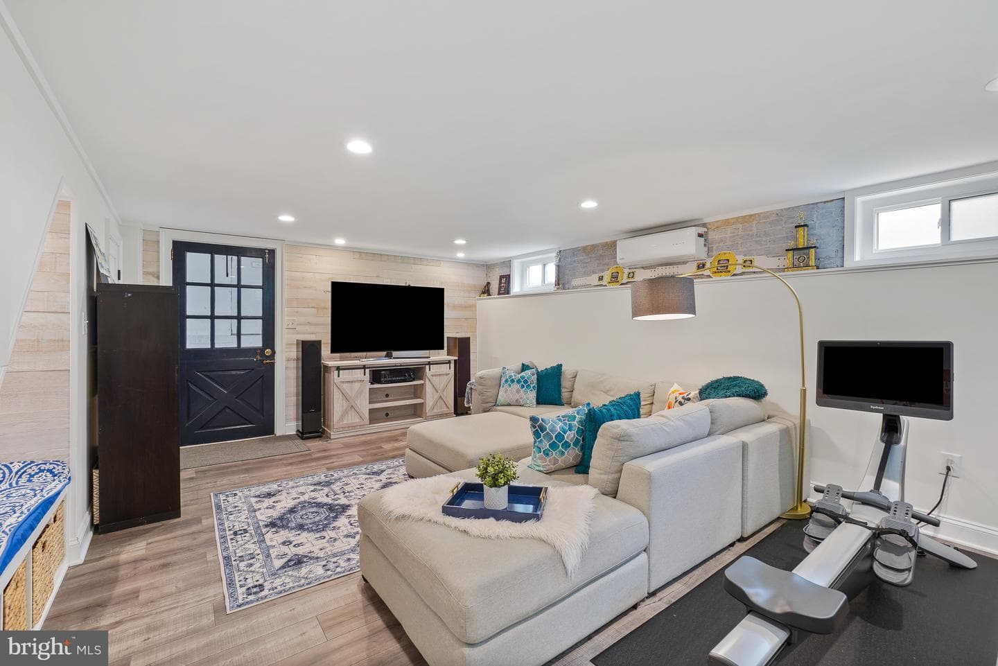 304 Riggs Avenue photo 39