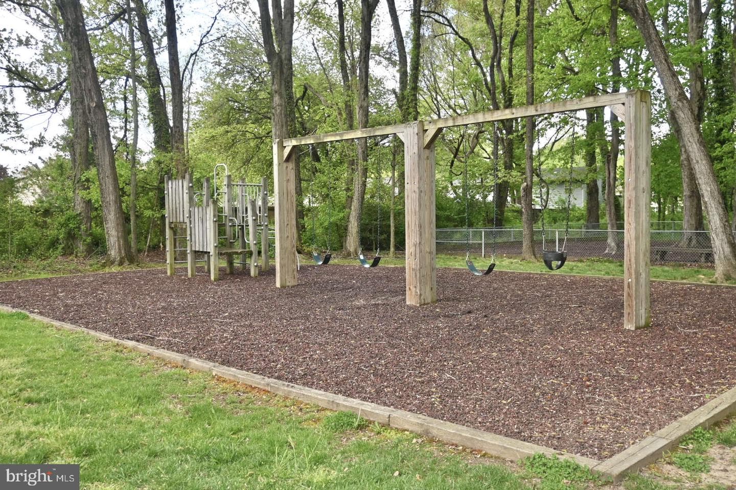 438 Cranes Roost Court photo 46
