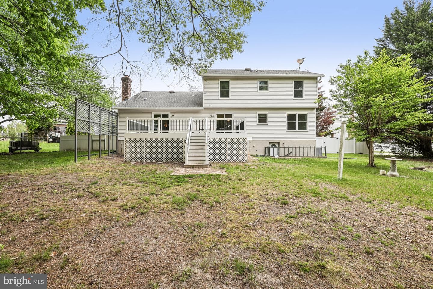 592 Eason Drive photo 2