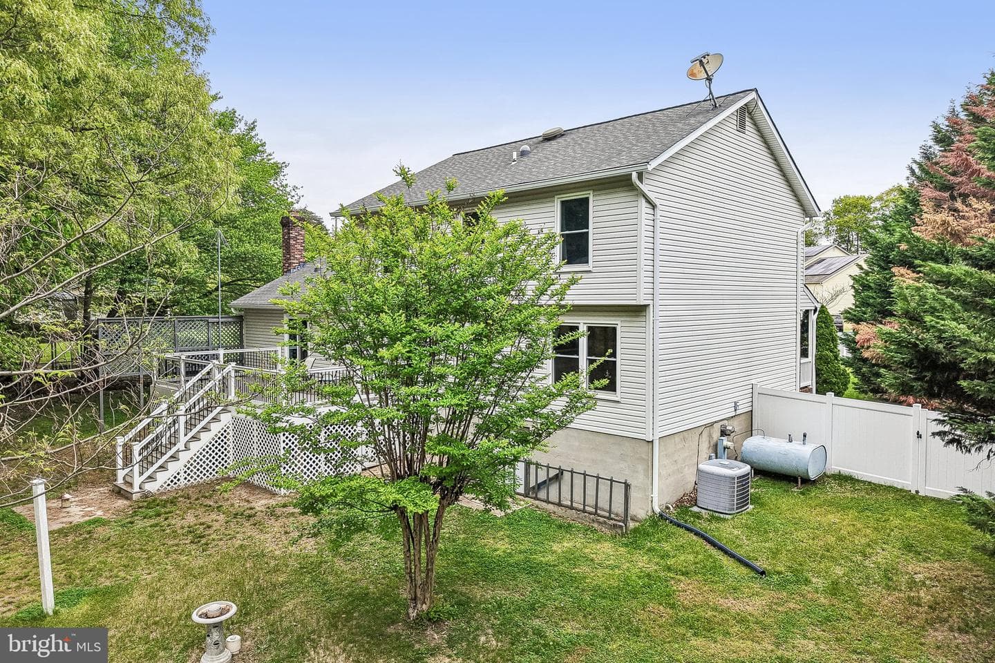 592 Eason Drive photo 6