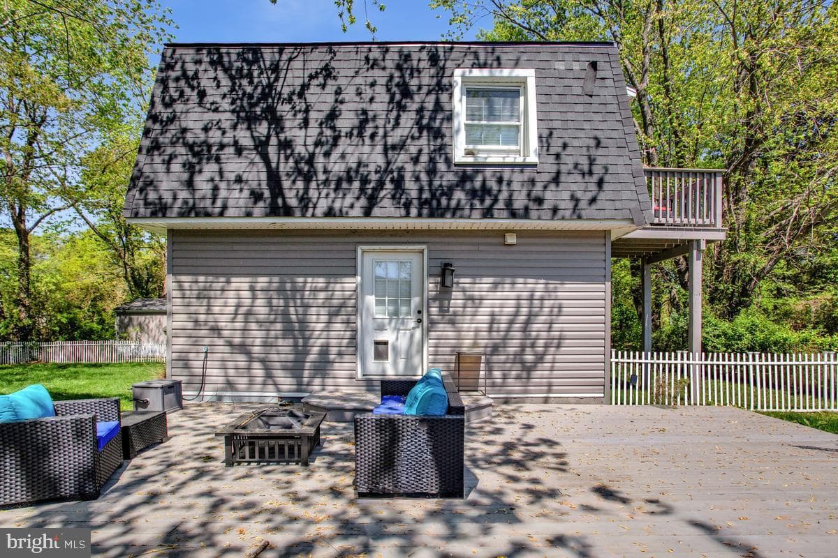 4912 Mariners Drive photo 22