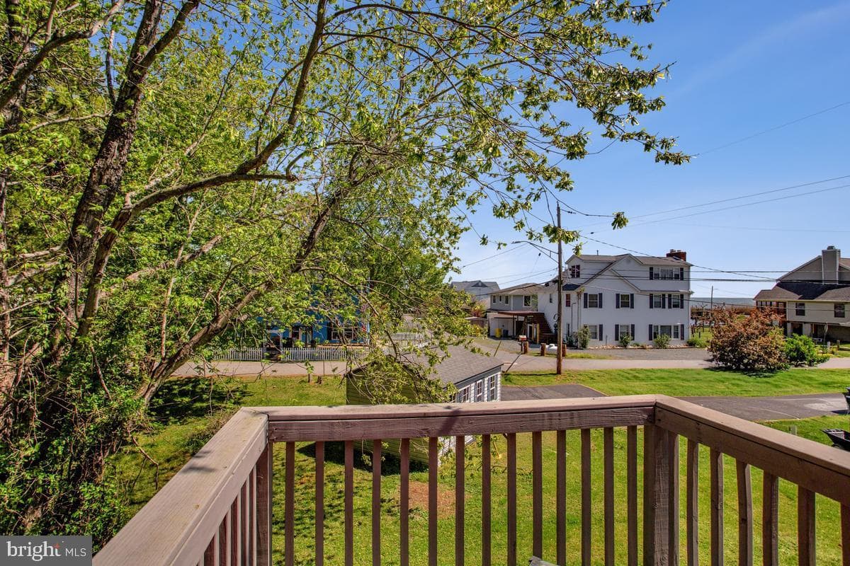4912 Mariners Drive photo 29