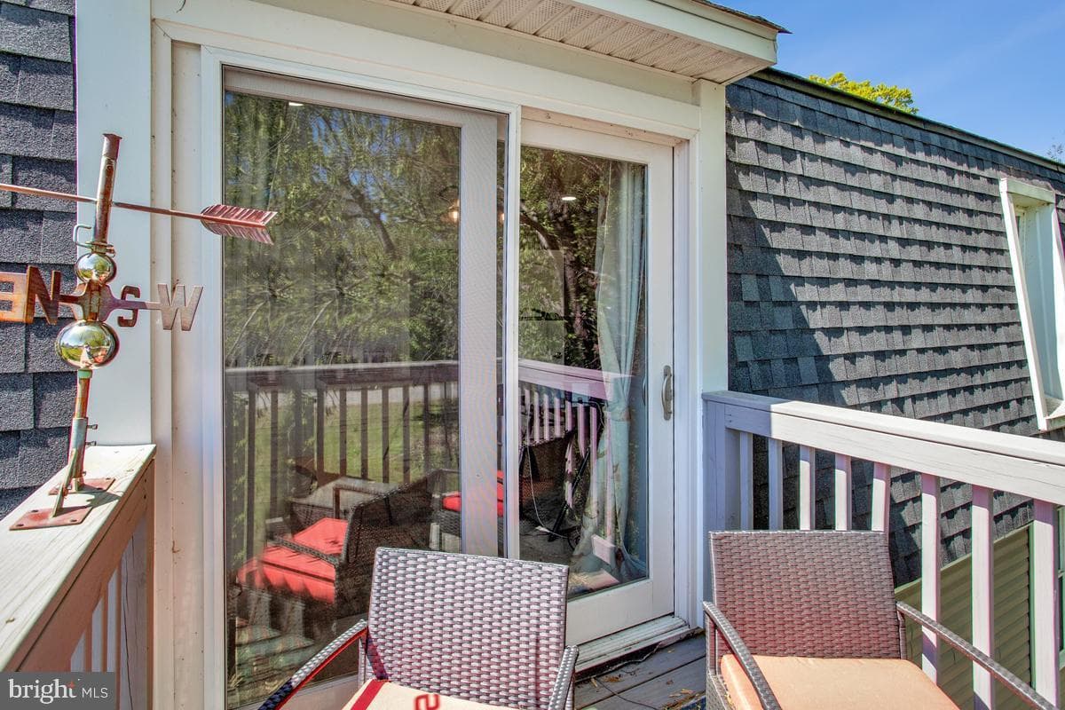 4912 Mariners Drive photo 35