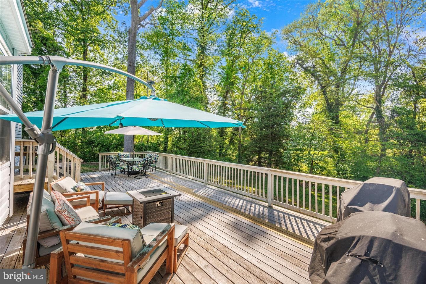 8111 Sagamore Way photo 37