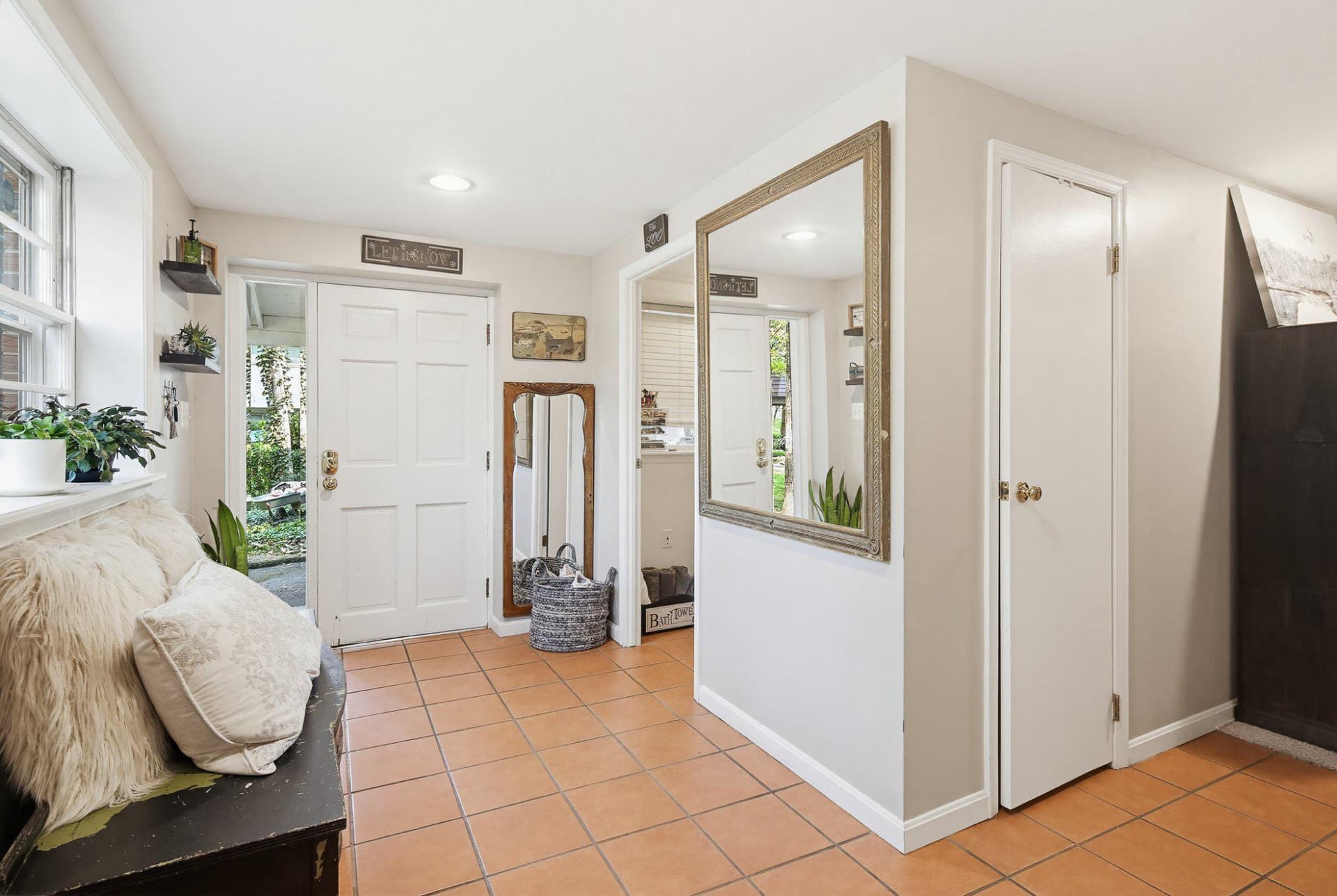 2 West Lane photo 26