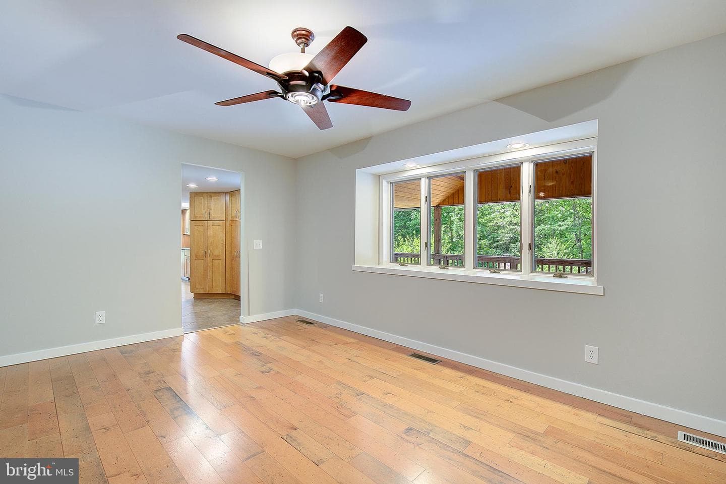 613 Woodsmans Way photo 11