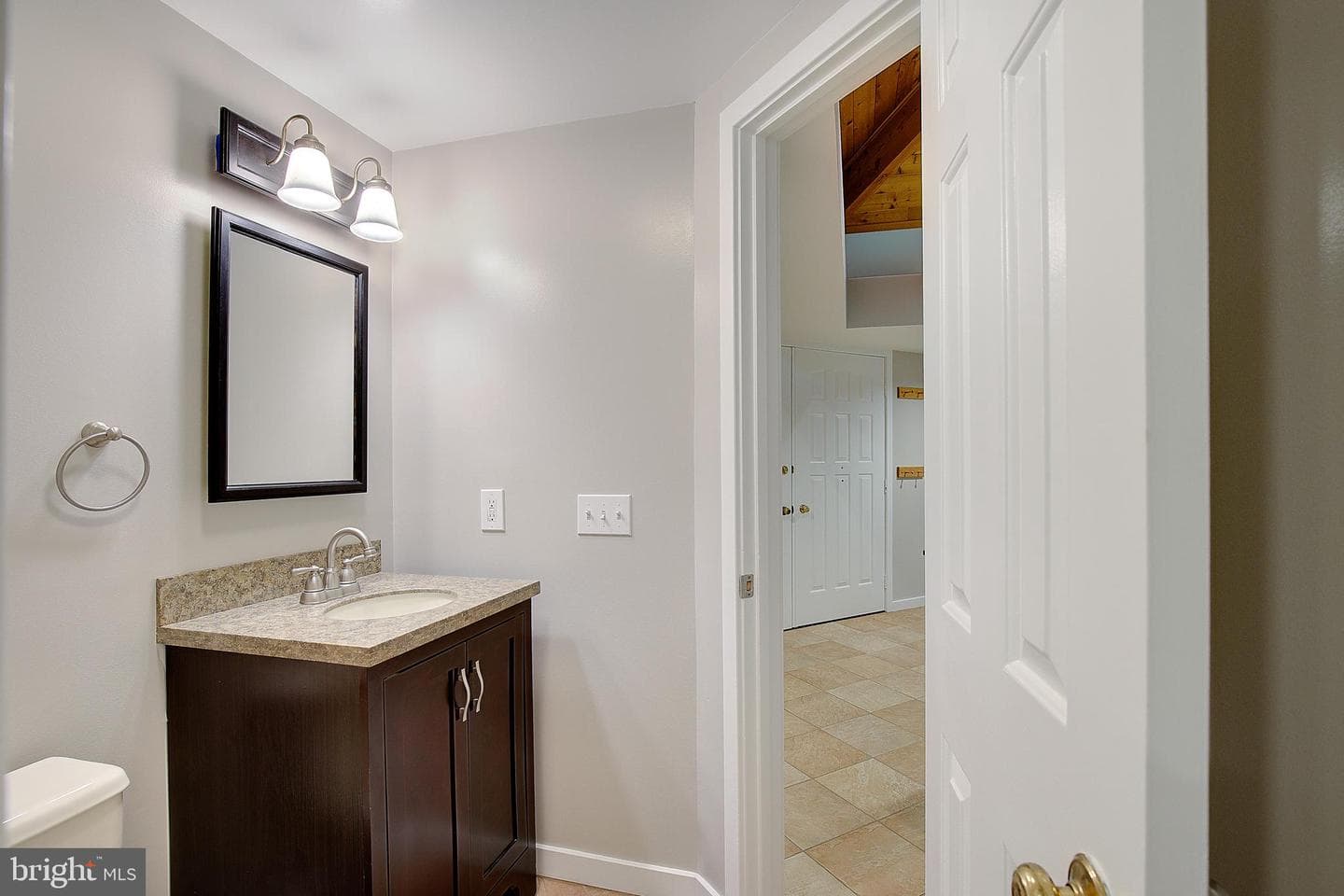 613 Woodsmans Way photo 13