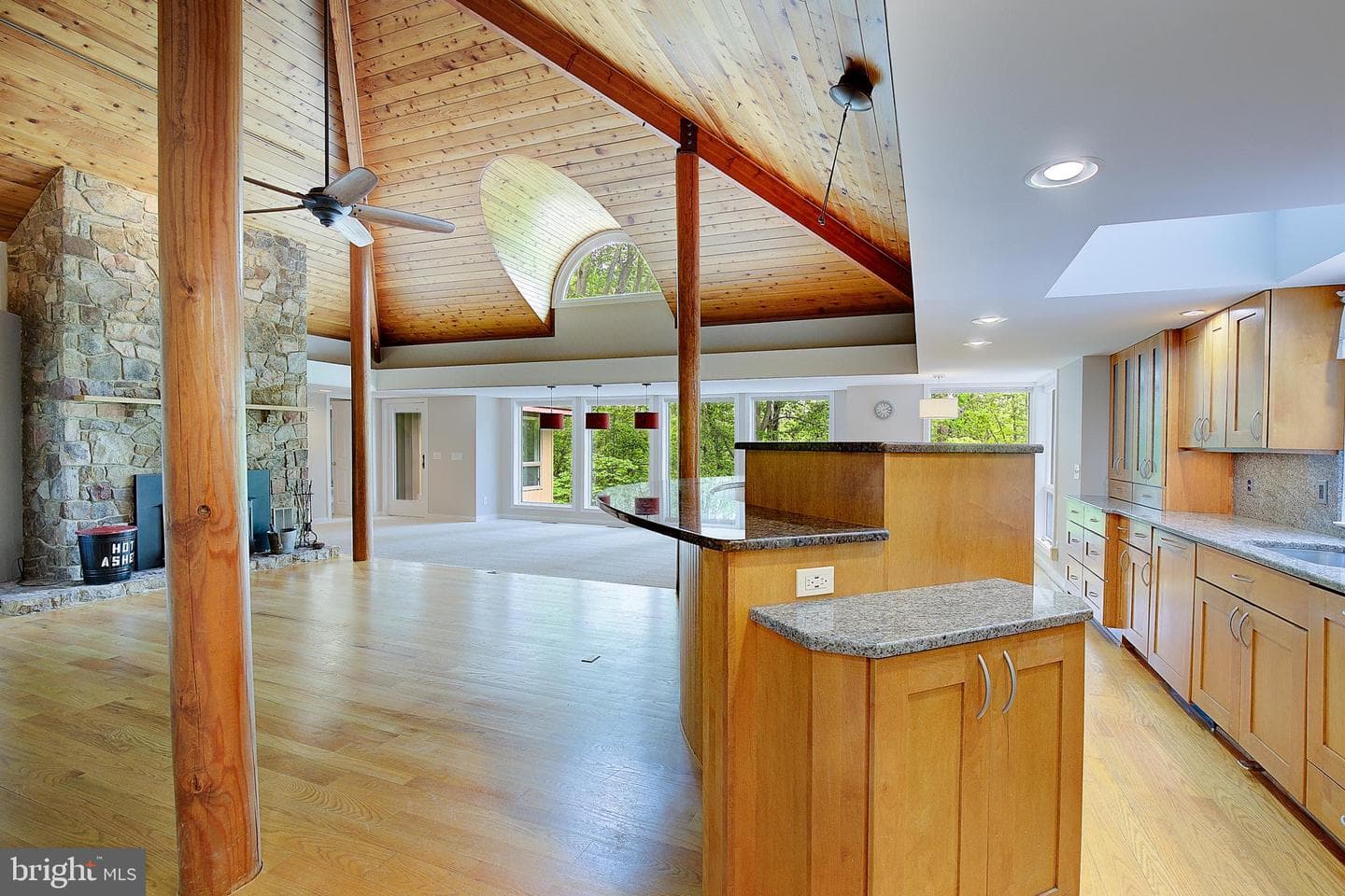 613 Woodsmans Way photo 16