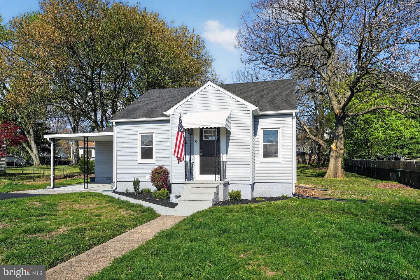 8 Hanford Drive photo 25