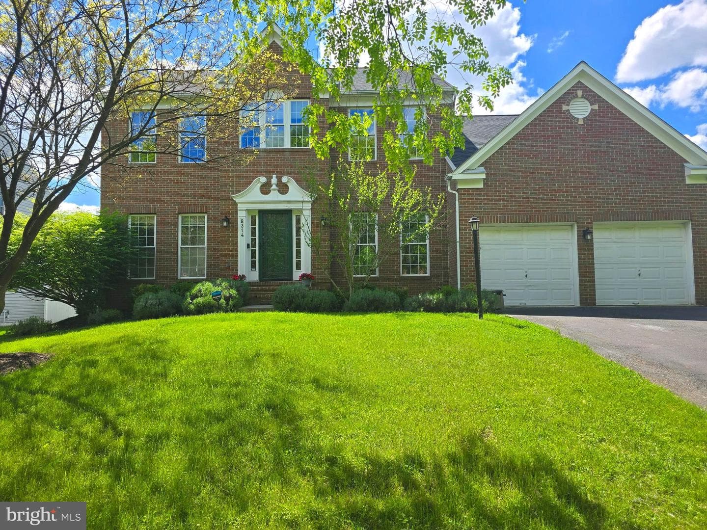 8314 Hope Point Court photo 2