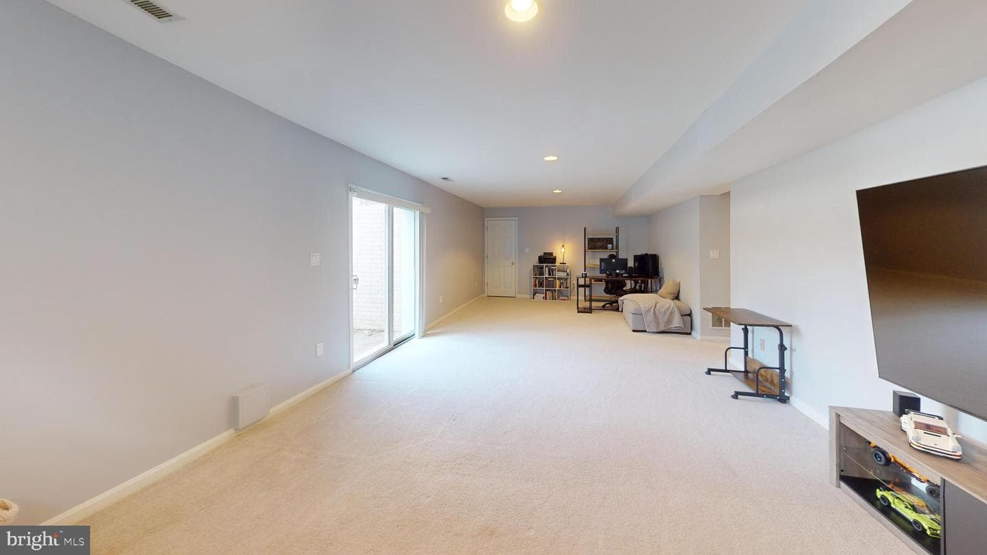8314 Hope Point Court photo 68