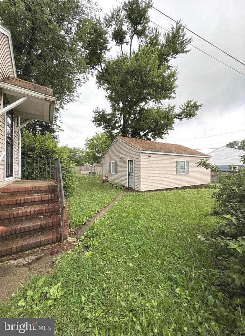 312 Townsend Avenue photo 28