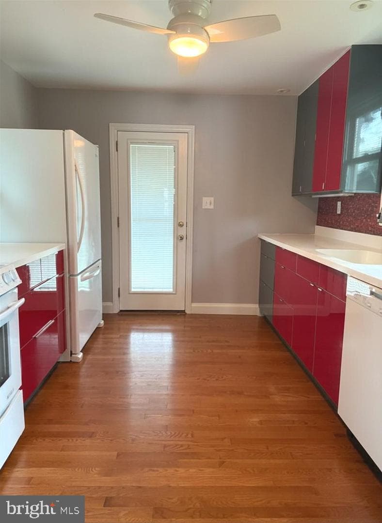 312 Townsend Avenue photo 8