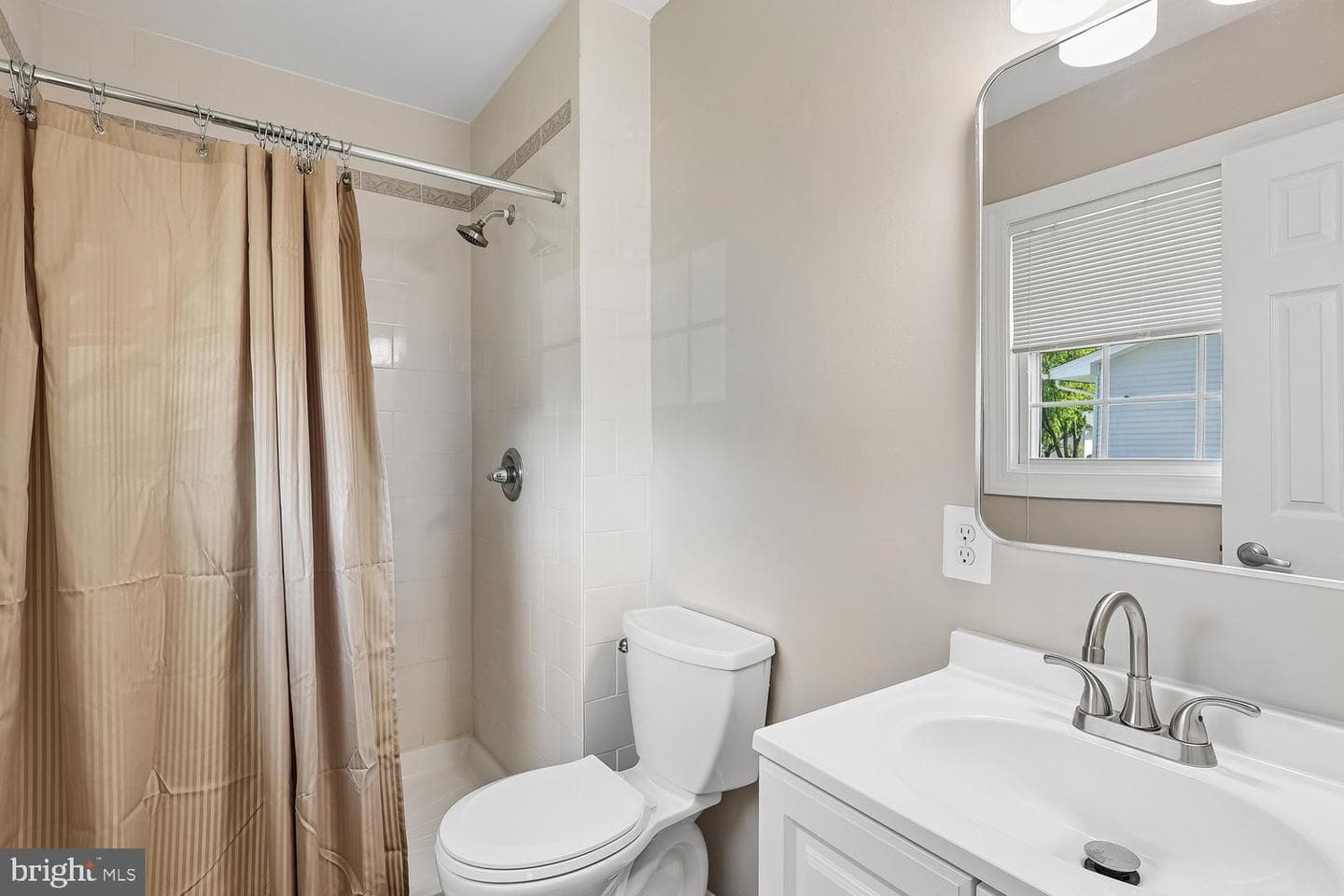 2423 Flowering Tree Lane photo 23