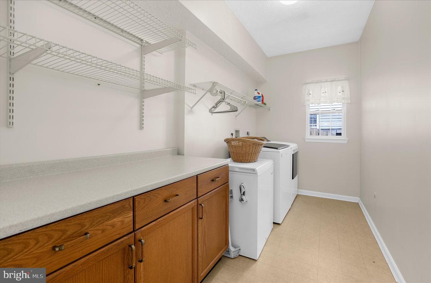 7906 Winterbrook Court photo 20