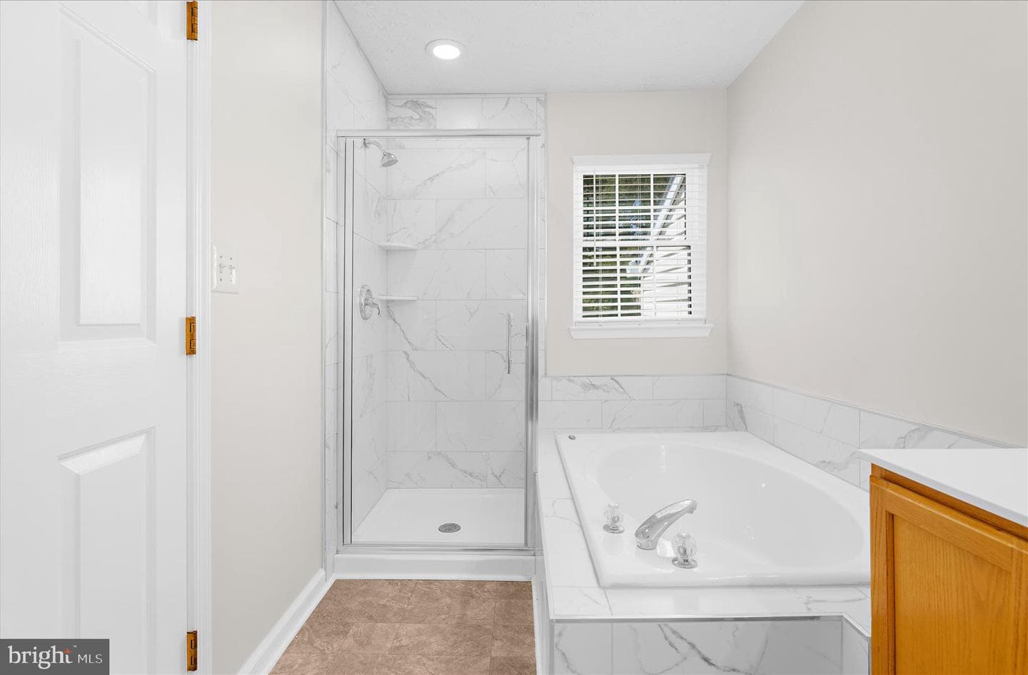 7906 Winterbrook Court photo 25