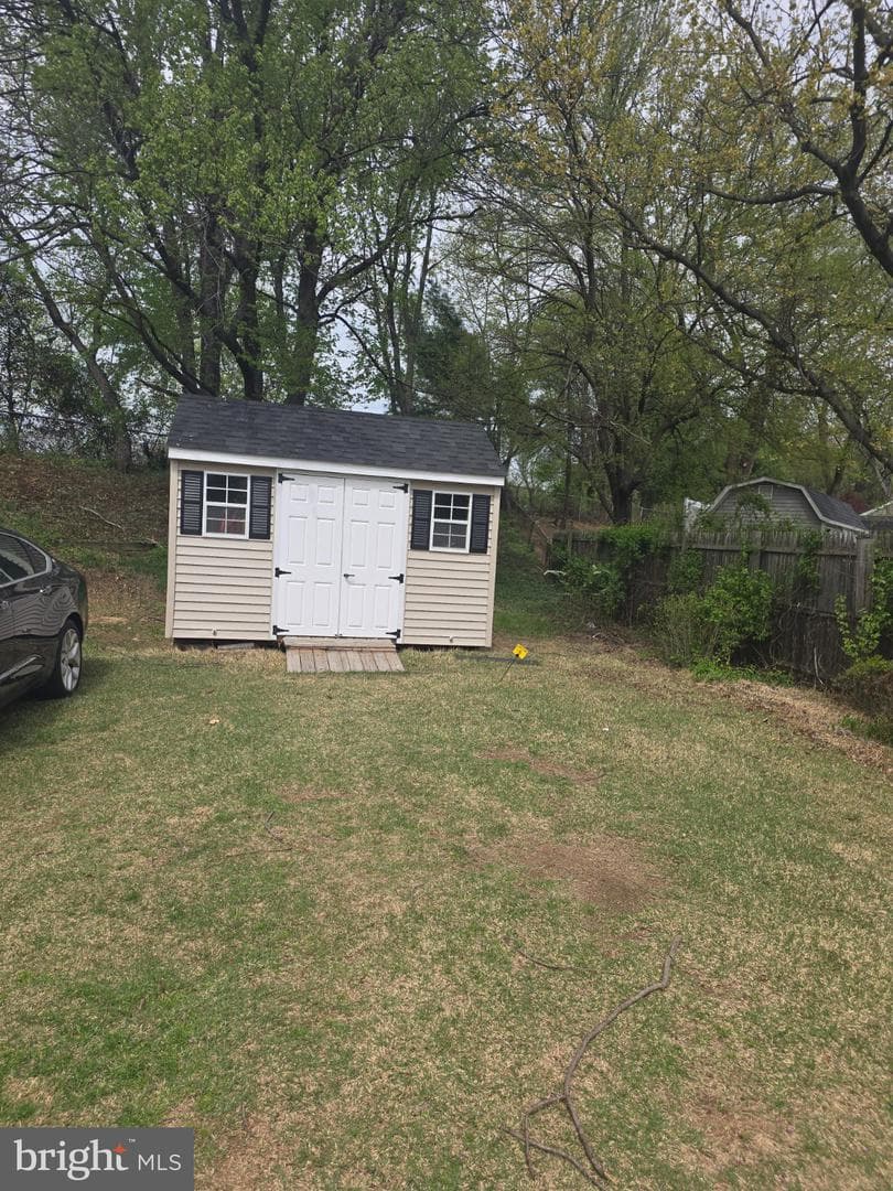 601 W. Furnace Road photo 10