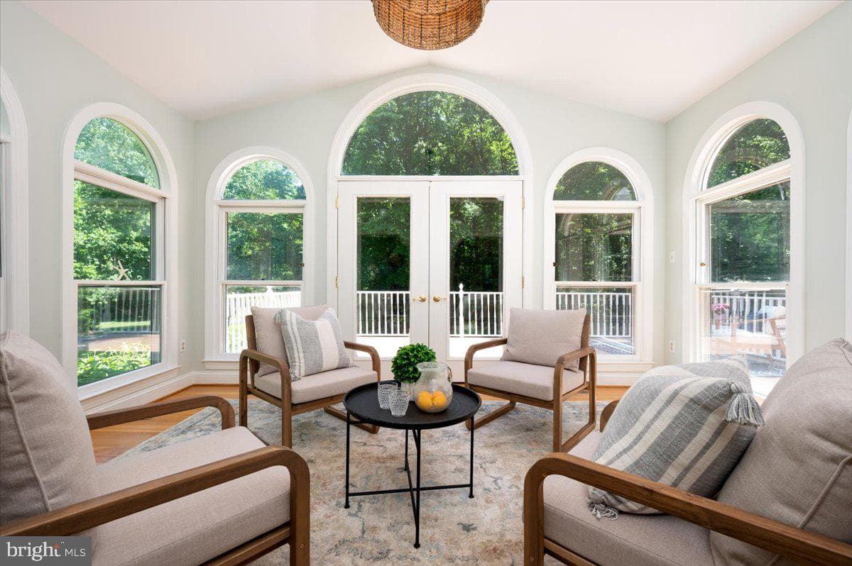534 Post Oak Road photo 18