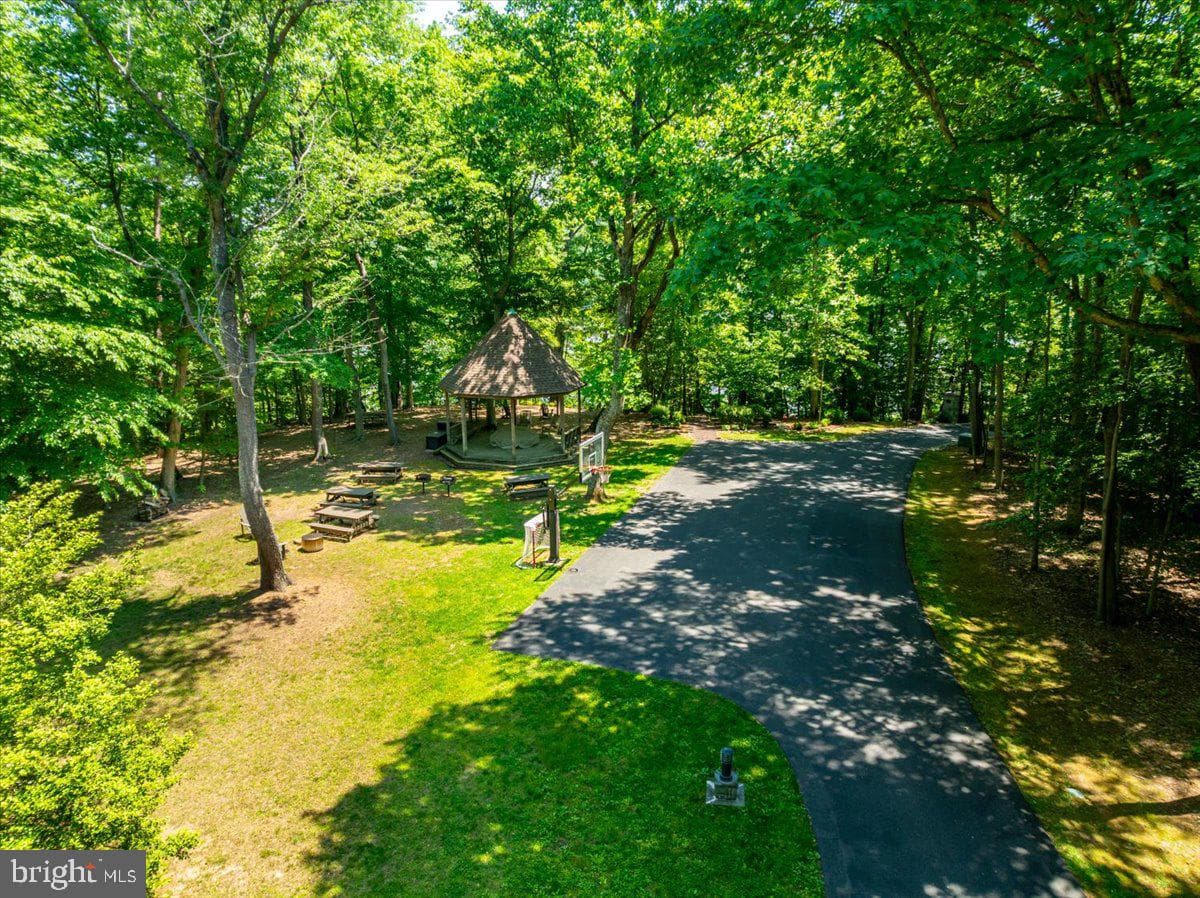 534 Post Oak Road photo 70