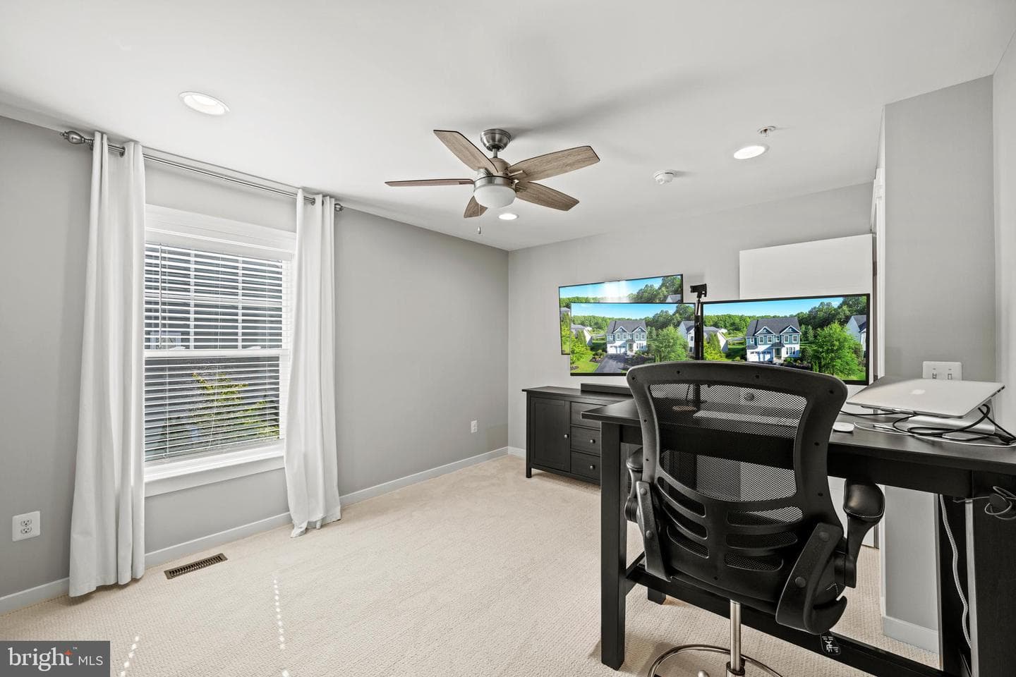 2419 Macallister Lane photo 43
