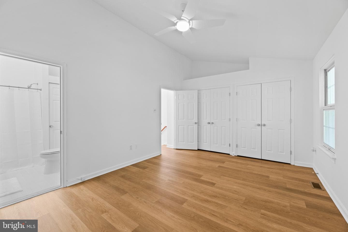 1457 Falcon Nest Court photo 22
