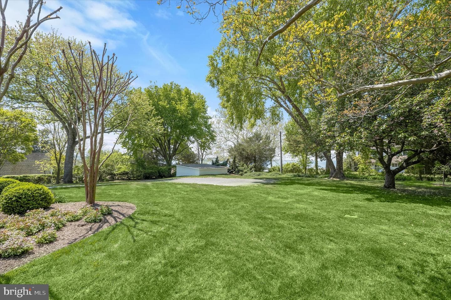 817 Broadwater Way photo 24