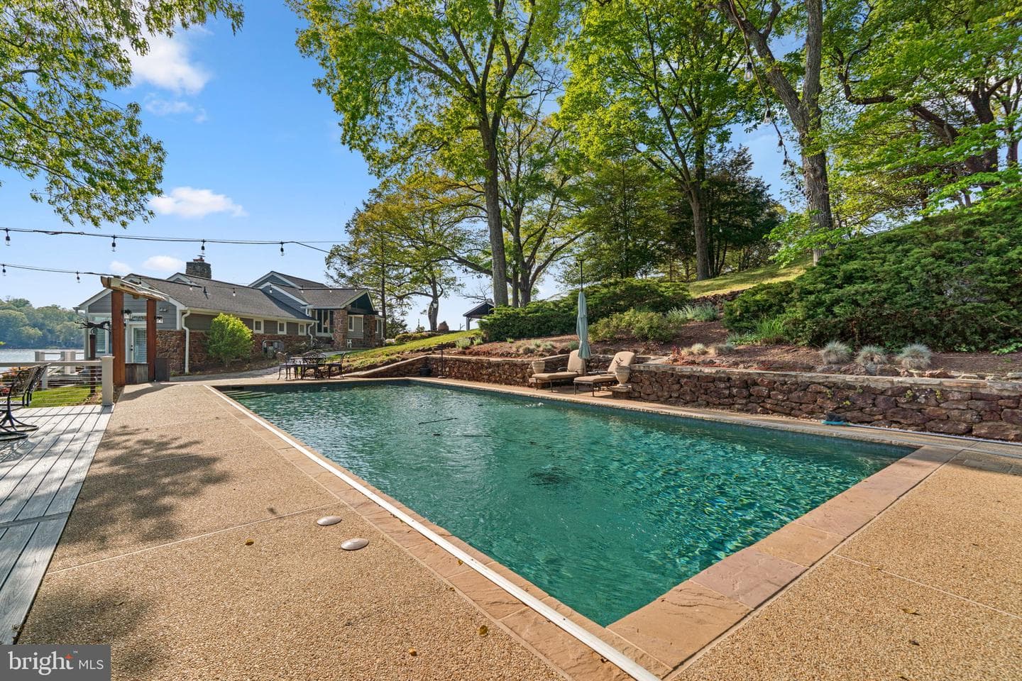 674 Hendler Road photo 30