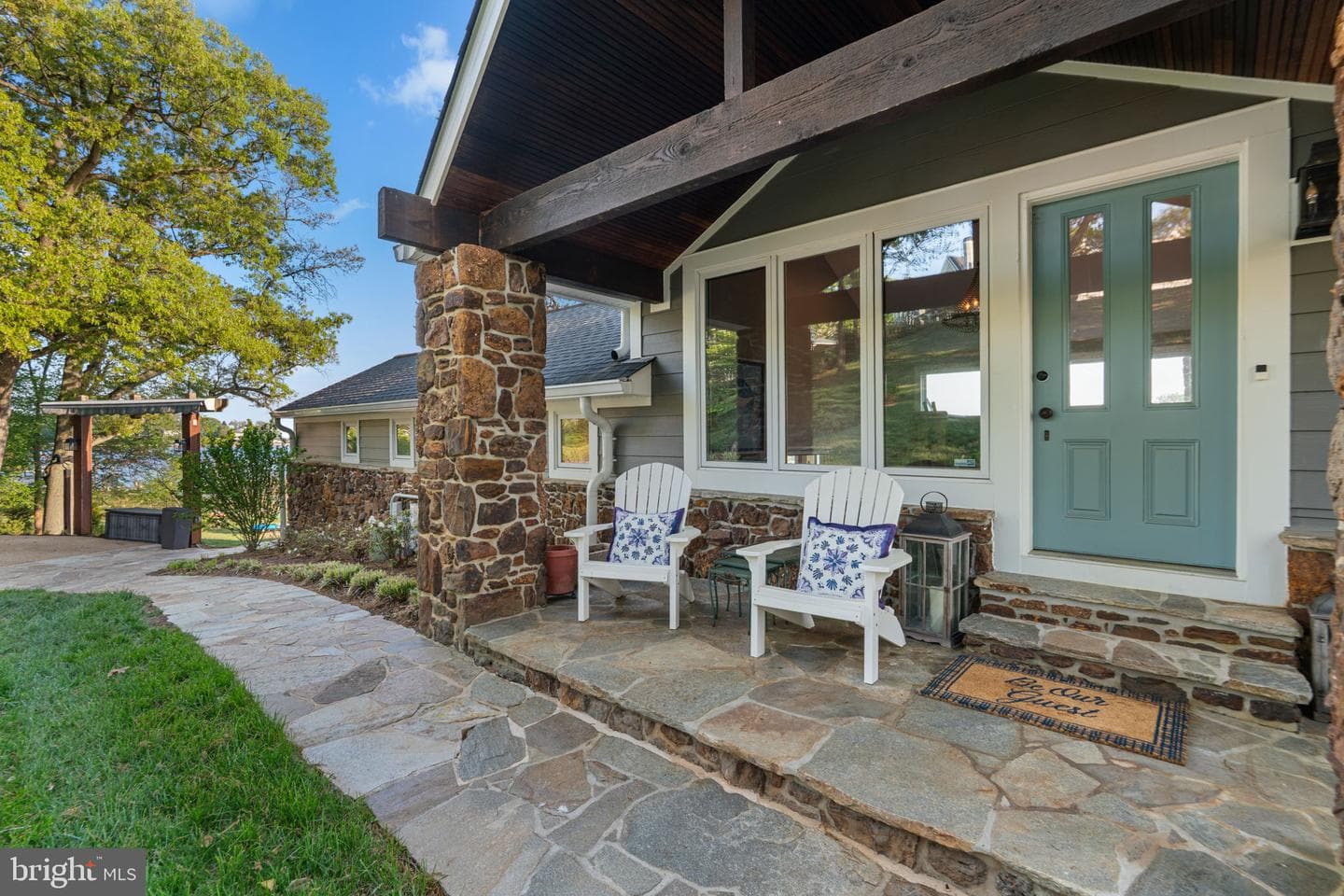 674 Hendler Road photo 4