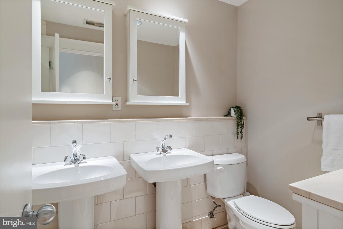 103 Mckendree Avenue photo 34