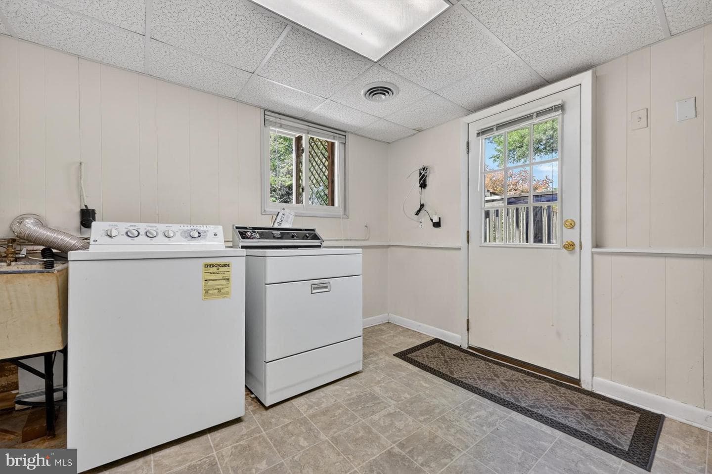 103 Wainwright Drive photo 34