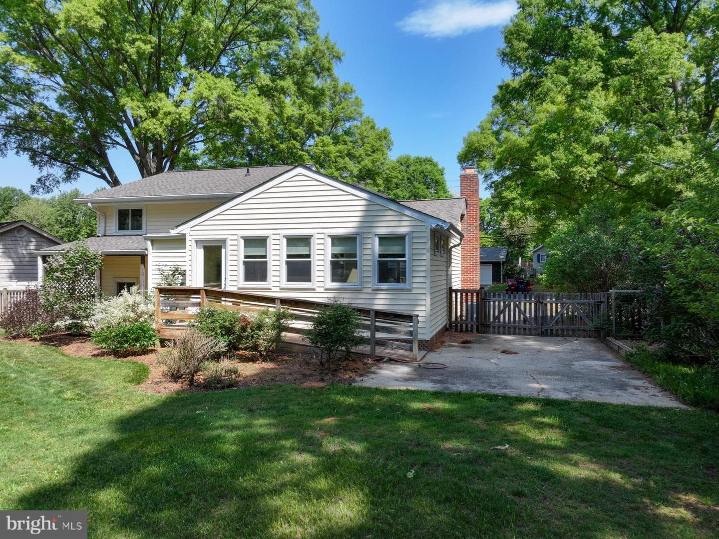 103 Wainwright Drive photo 4