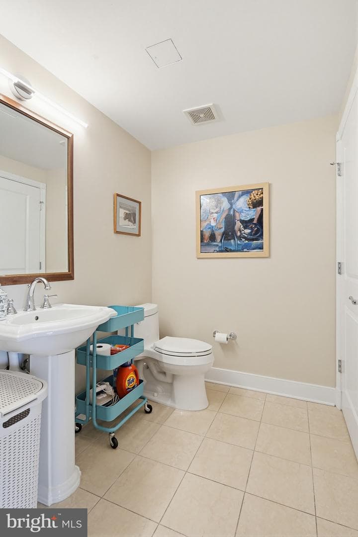 5 Park Place #732 photo 39