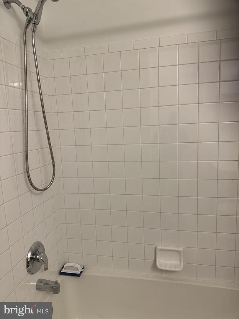 650 Sprite Way photo 12